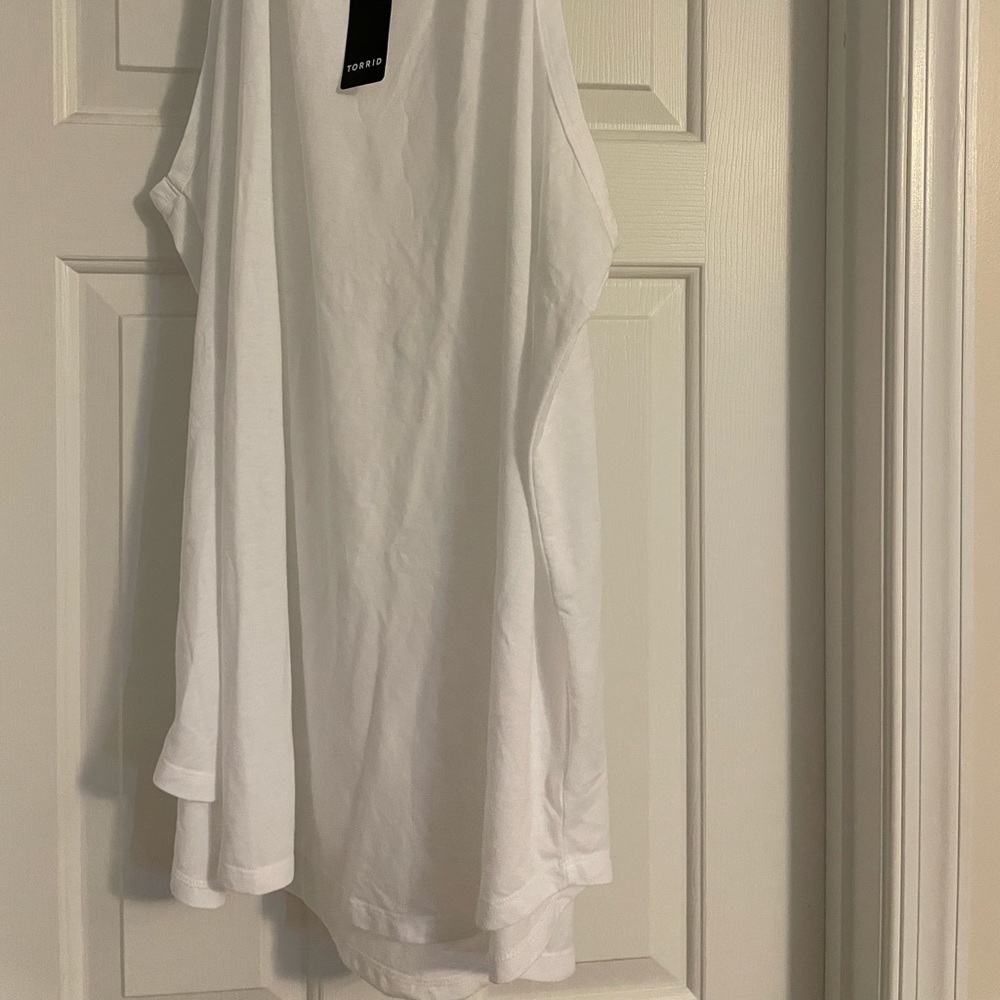 NWT Torrid wide strap tank top